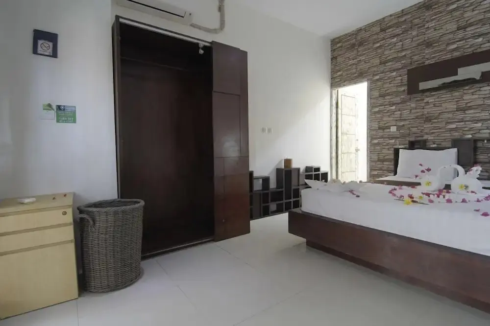Гили Траванган: Gili Ilalang Village