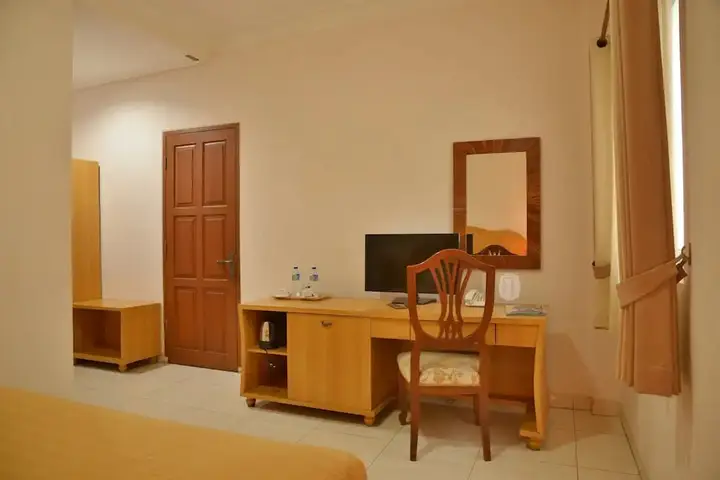 Бандунг: Narapati Indah Hotel dan Balai Pertemuan