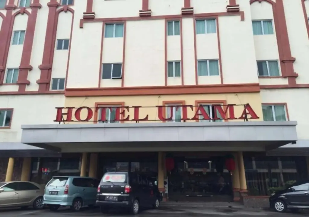 Hotel Utama — фото 1