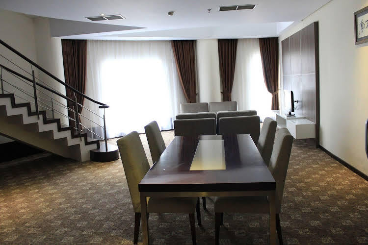Чикаранг: Metro Suites