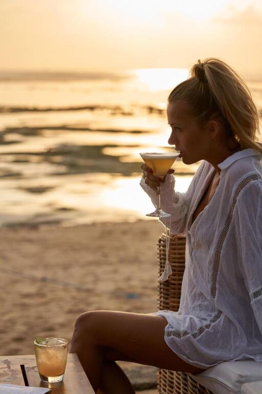 Лембонган-Айленд: Ohana's Beachfront Resort & Beach Club