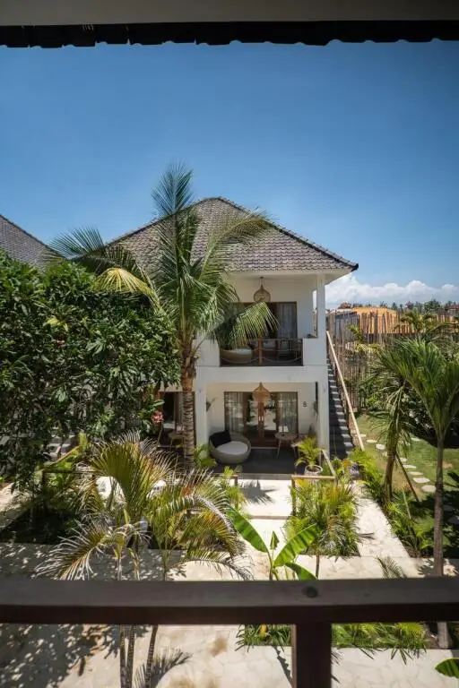 Лембонган-Айленд: Ohana's Beachfront Resort & Beach Club