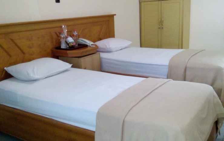 Джембер: New Merdeka Hotel
