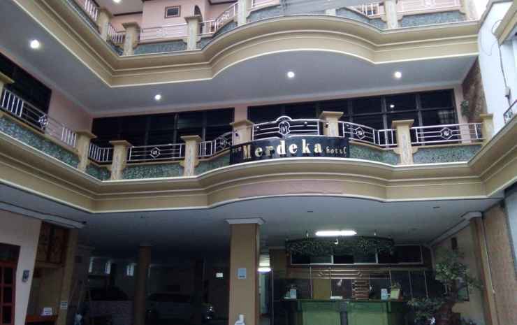 Джембер: New Merdeka Hotel