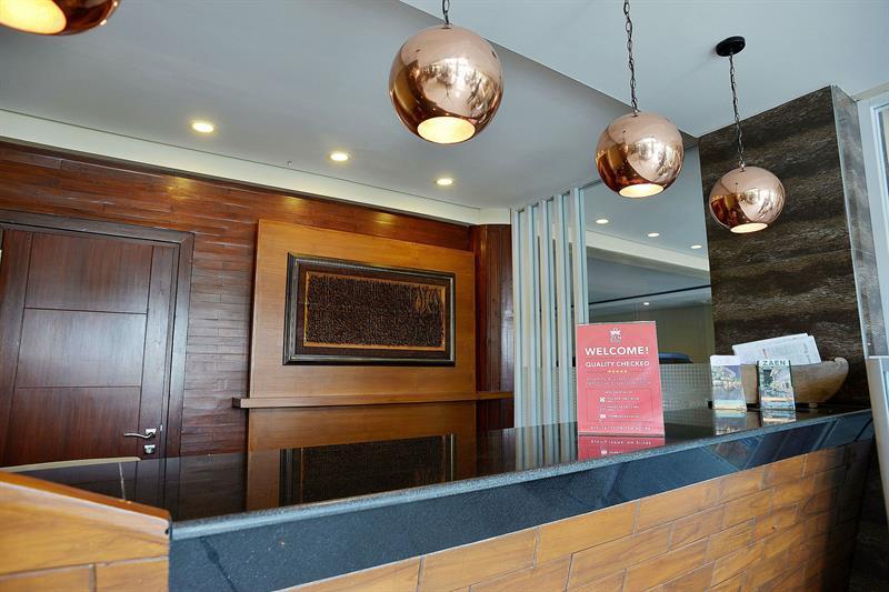 Джокьякарта: Zen Rooms Ambarukmo Plaza Syariah