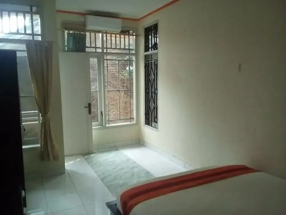 Бандунг: Simply Homy Guest House Bandung Unit Dago