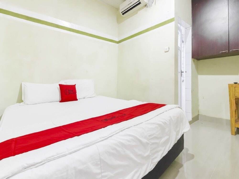 Медан: RedDoorz near Sun Plaza Medan