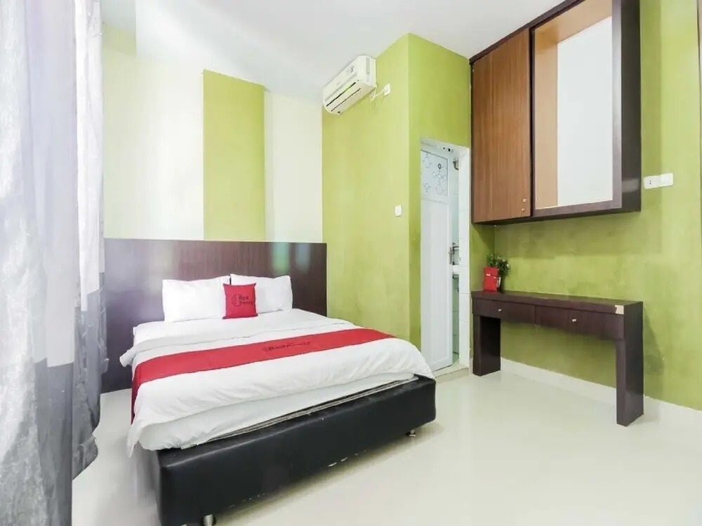 Медан: RedDoorz near Sun Plaza Medan