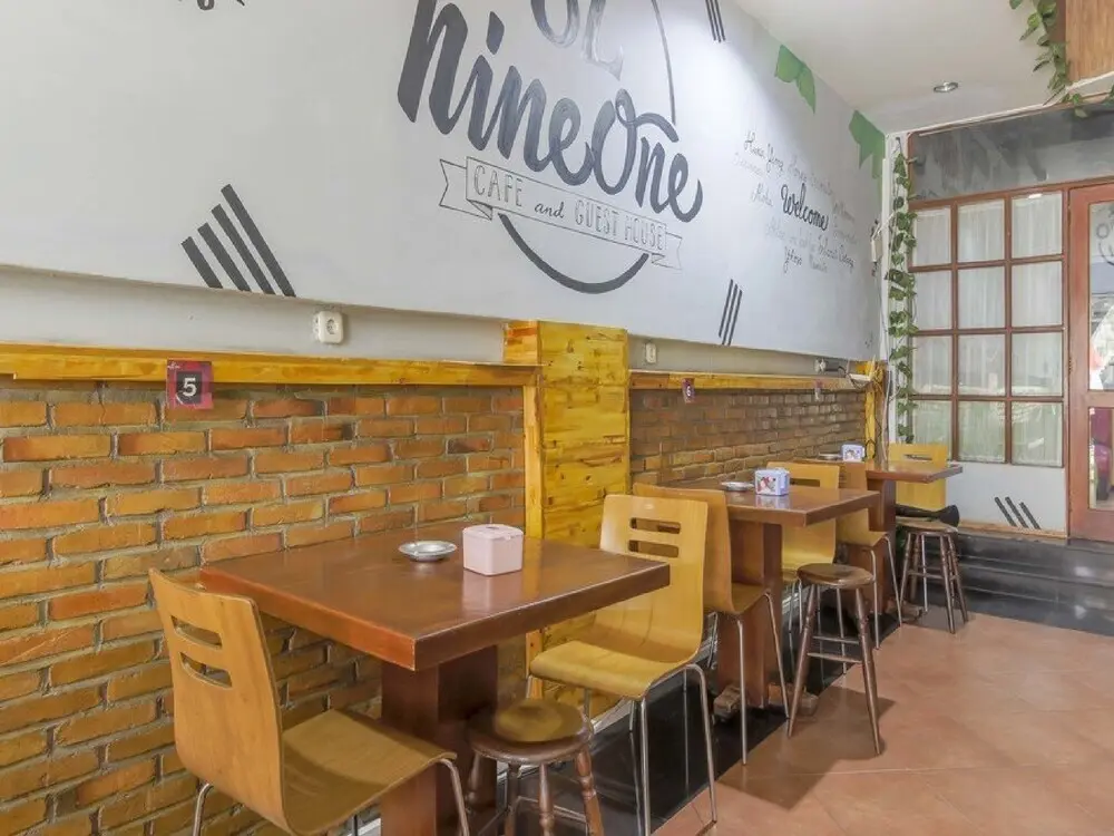 Медан: RedDoorz near Sun Plaza Medan