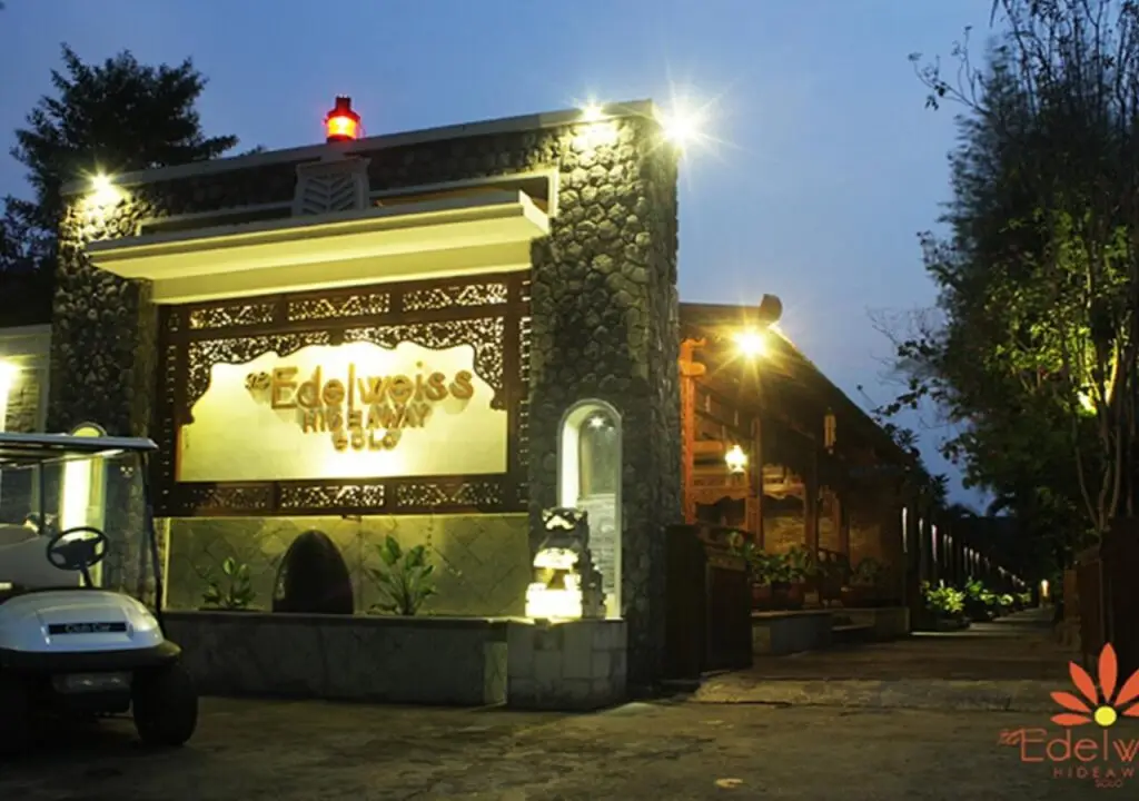 Суракарта: Chrome Hotel & Resort Solo