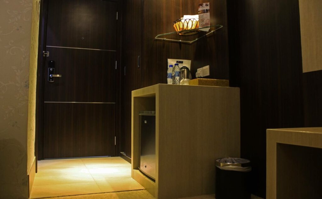Батам: Cardinal Lucky Star Hotel Batam