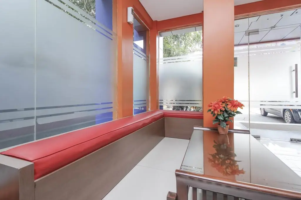 Джакарта: RedDoorz Plus @ Jalan Pemuda