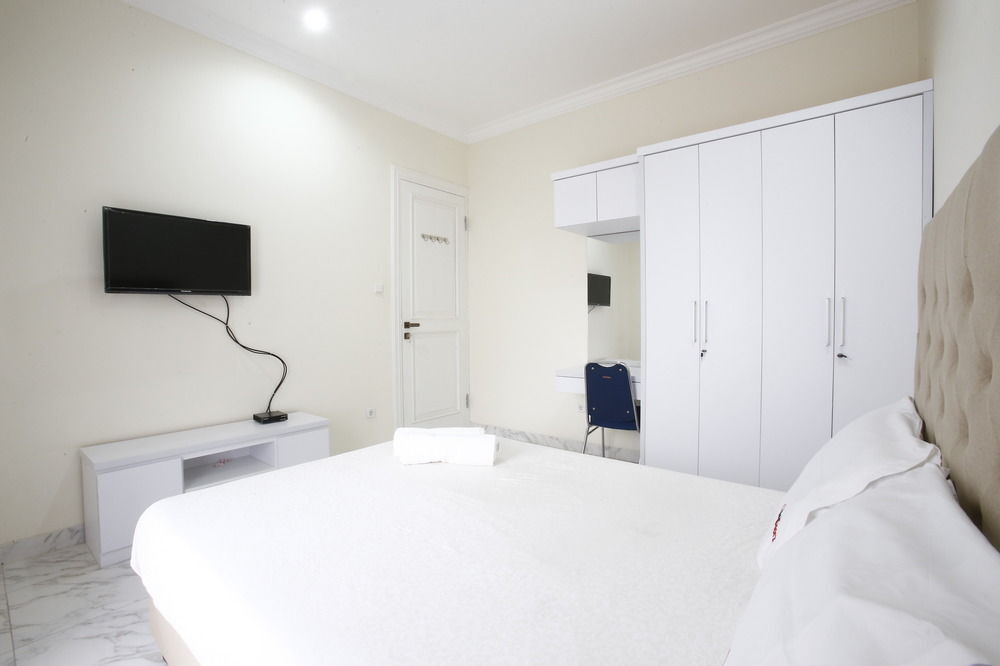 Джакарта: RedDoorz @ Pondok Indah 2