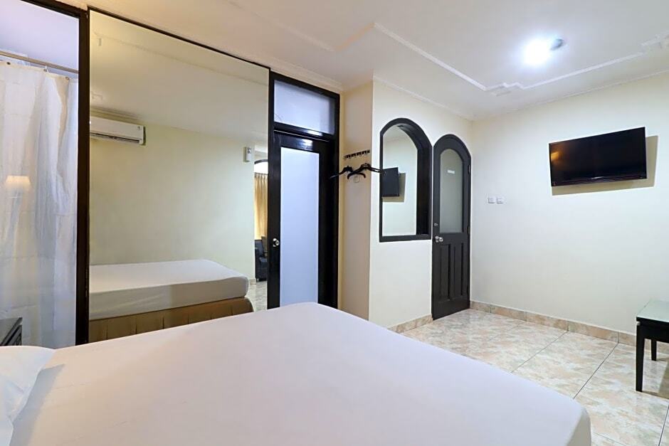 Джакарта: C'One Hotel Pulomas