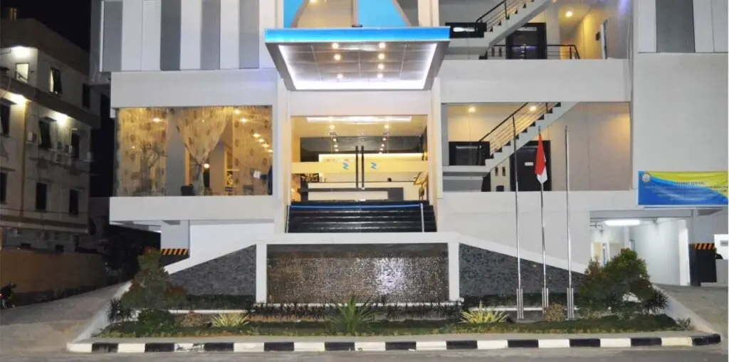 Кендари: Zenith Hotel