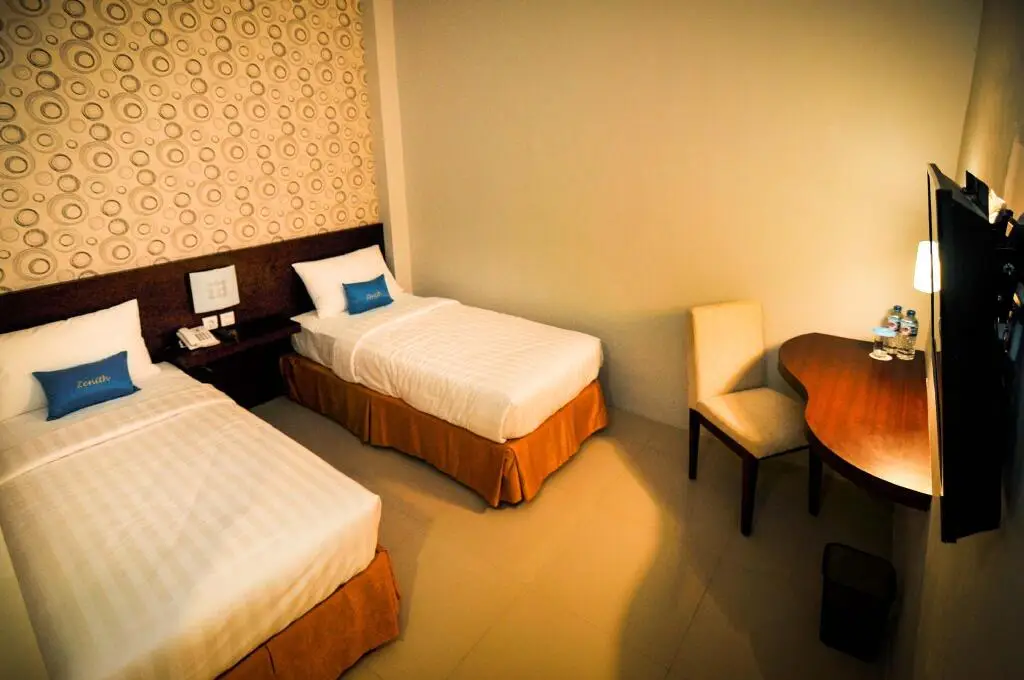 Кендари: Zenith Hotel