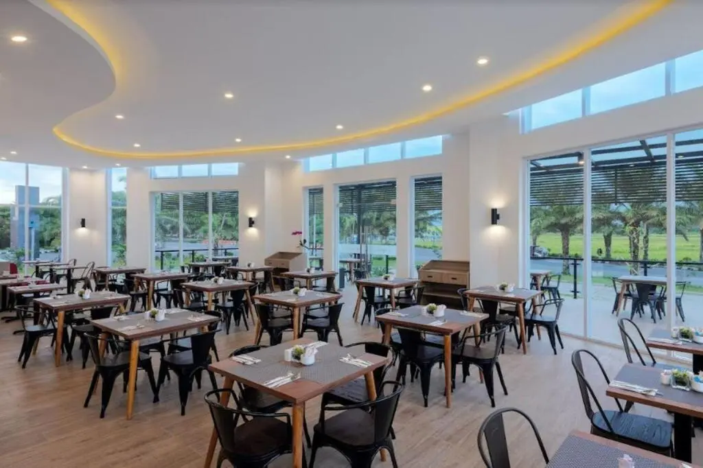 Сумберехо: Отель Favehotel Kediri