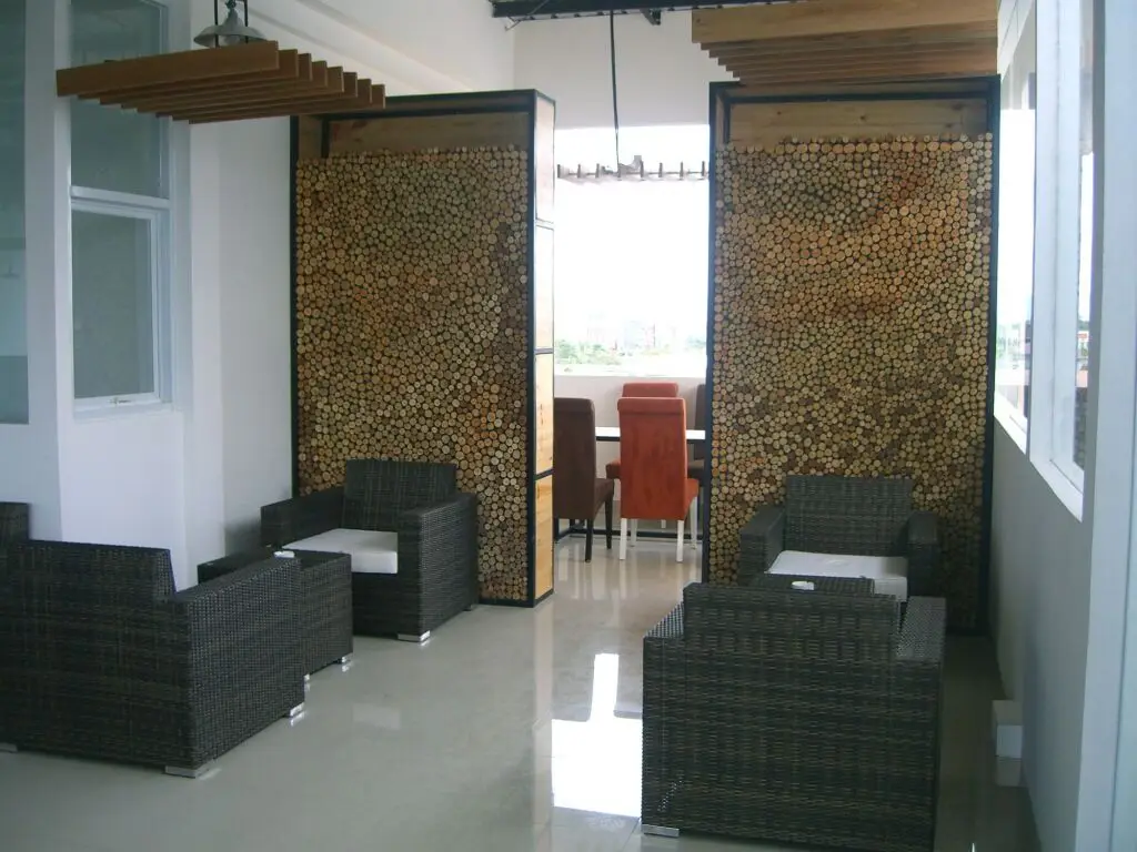 Кендари: Dragon Inn Kendari
