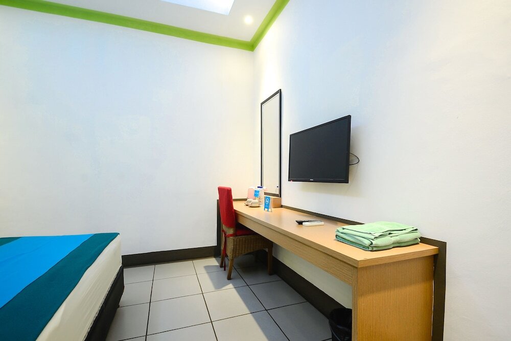 Чиребон: Airy Syariah Sumber Pangeran Cakrabuana Cirebon