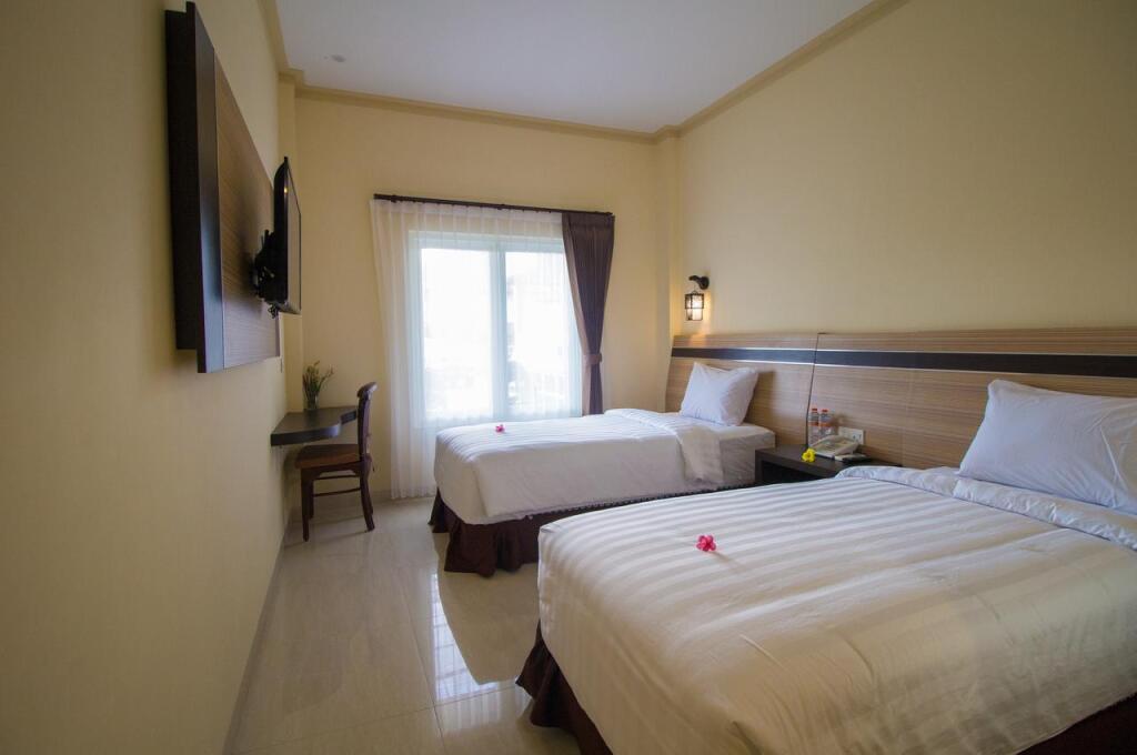 Матарам: Puri Indah Hotel Subak
