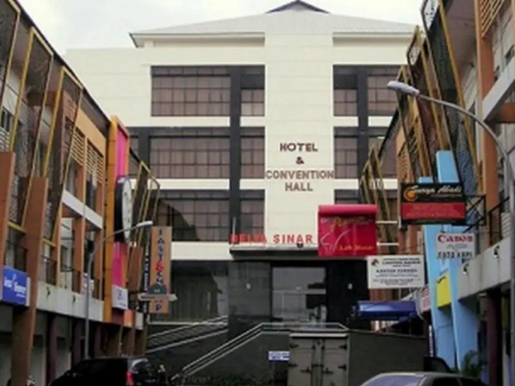 Delta Sinar Mayang Hotel — фото 1