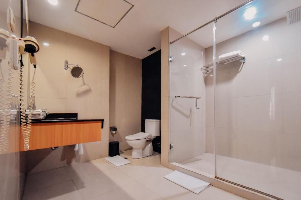 Сурабая: Surabaya Plaza Hotel