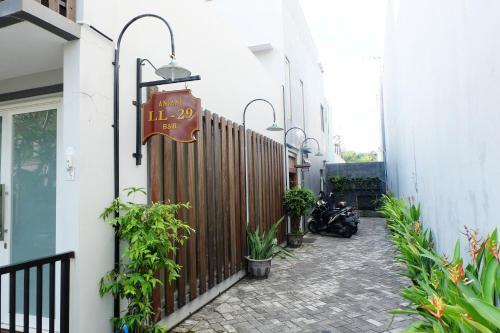 Сурабая: Zen Rooms Anjani Galaxy Mall Syariah - Hostel