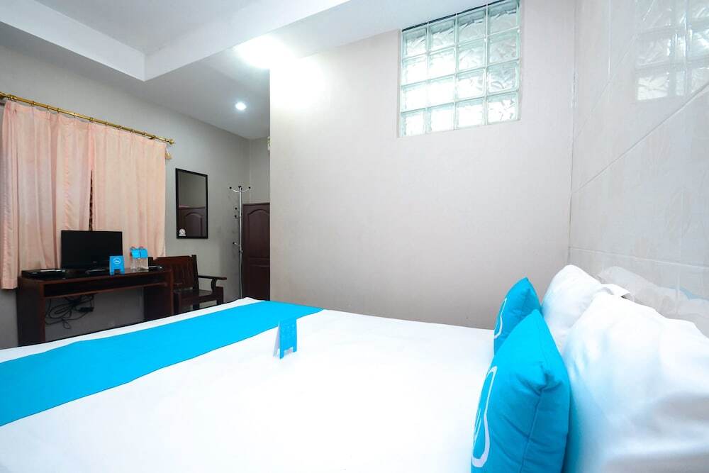 Сурабая: ZEN Rooms Basic D Rainbow near Royal Plaza