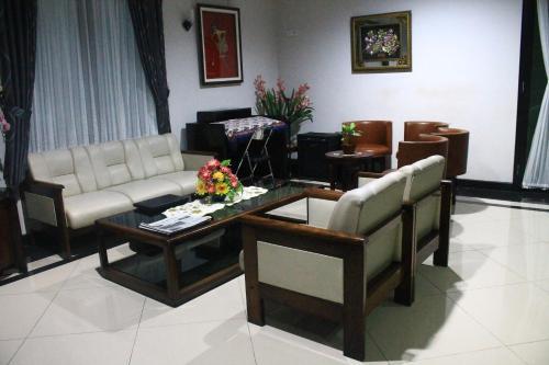 Сурабая: Carica Homestay