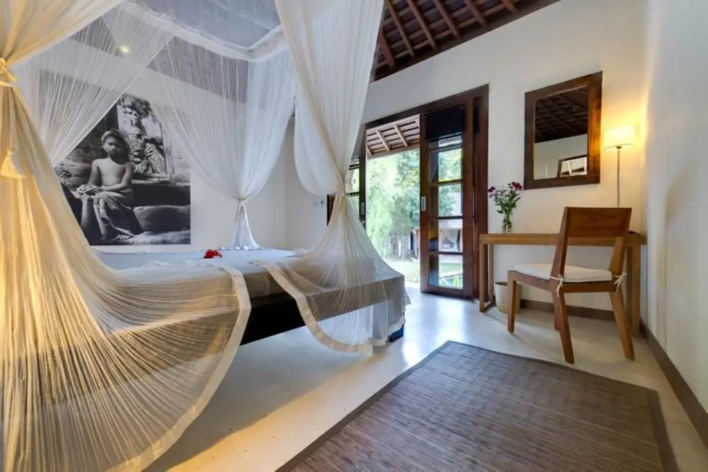 Керобокан: Antara Villa