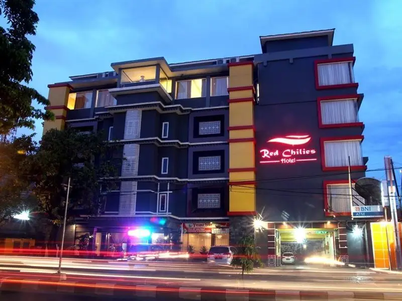 Red Chillies Hotel — фото 1