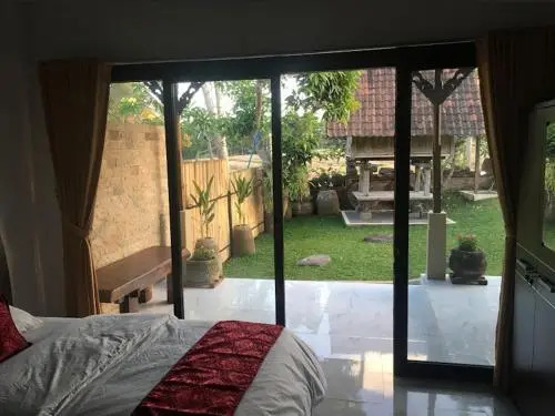 Батубулан: Shima House