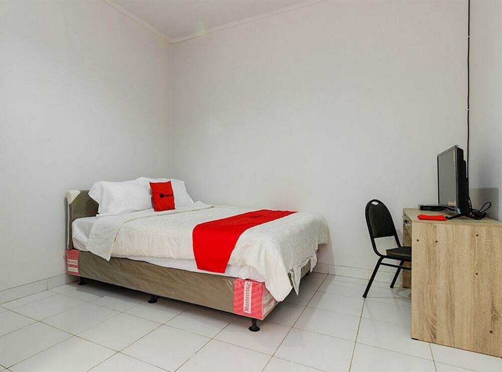 Джакарта: RedDoorz Syariah near Pondok Indah Mall 3