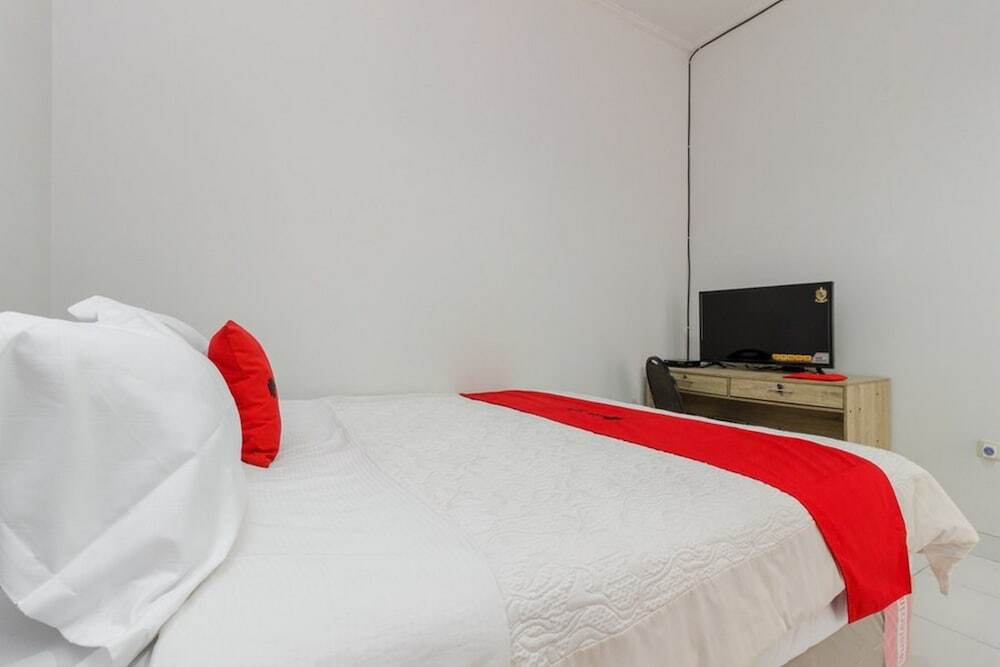 Джакарта: RedDoorz Syariah near Pondok Indah Mall 3