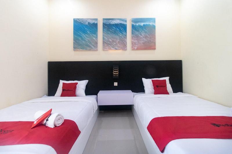 Баньюванги: Formerly RedDoorz Plus Kantor Bupati Banyuwangi