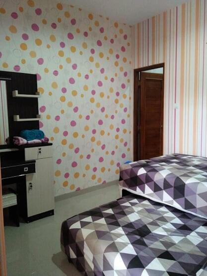 Джокьякарта: Rumah Mba Ayu 2, complete amenities and karaoke