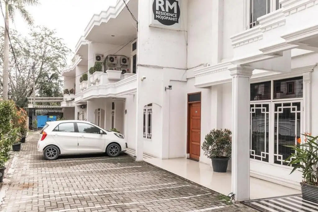 Медан: RedDoorz @ Jalan Mojopahit Medan