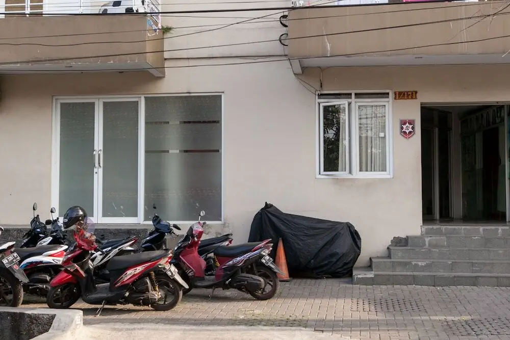 Бандунг: RedDoorz @ Babakan Jeruk