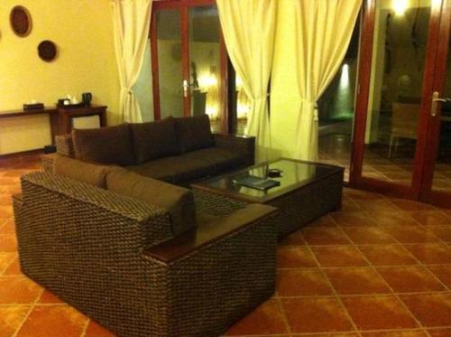Гили Траванган: Luce D'Alma Suites Resort And Spa
