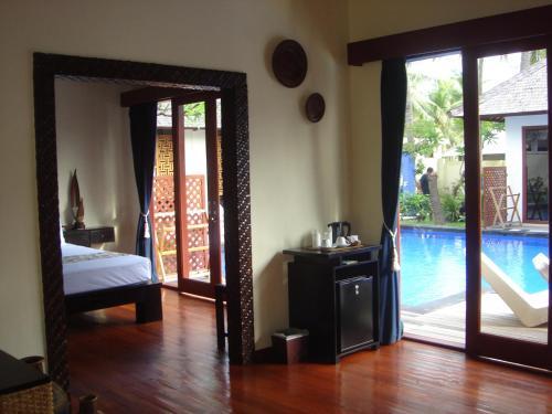 Гили Траванган: Luce D'Alma Suites Resort And Spa