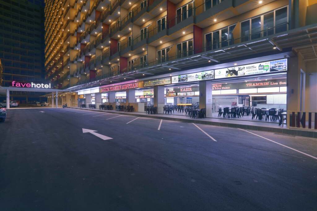 Батам: favehotel Nagoya Batam