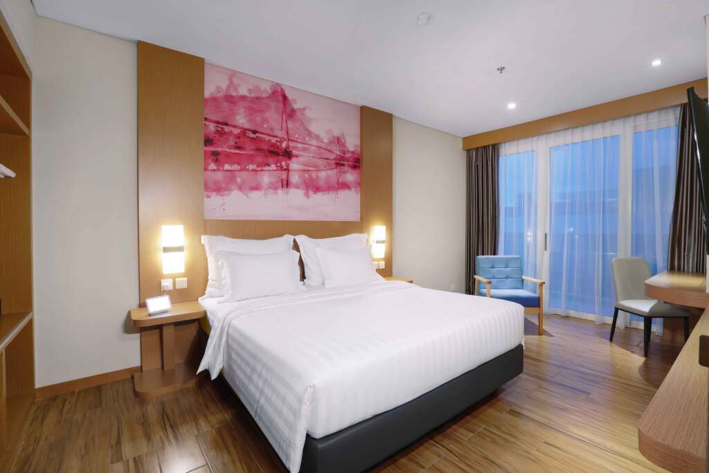 Батам: favehotel Nagoya Batam