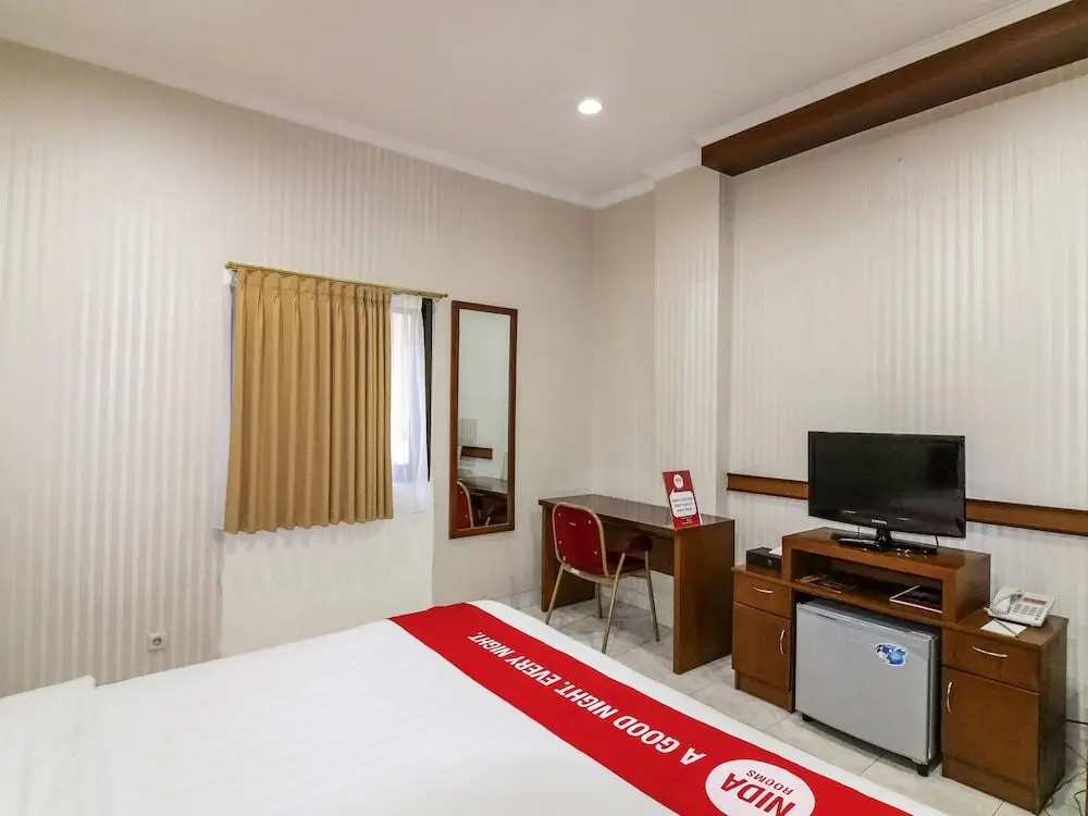 Депок: Nida Rooms Colombo Komplek Karang Marang