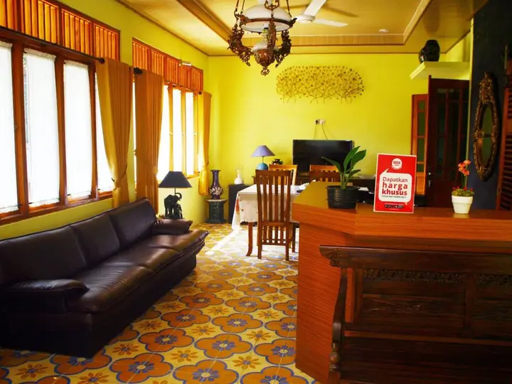 Депок: Embe Joglo Homestay