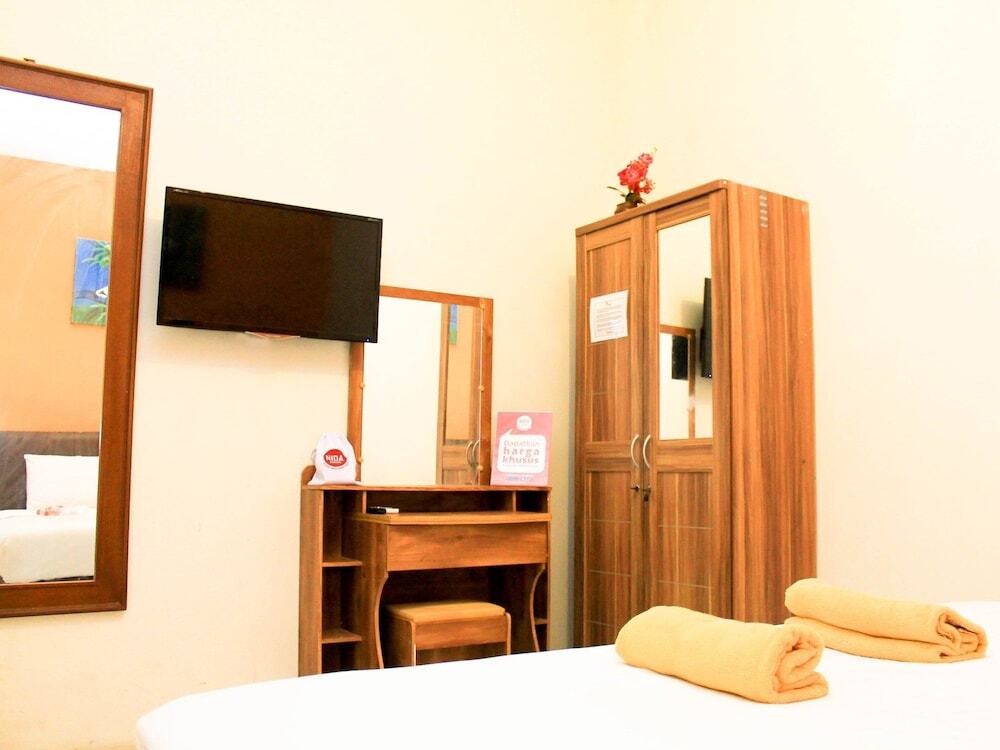 Депок: NIDA Rooms Jembatan Merah Depok