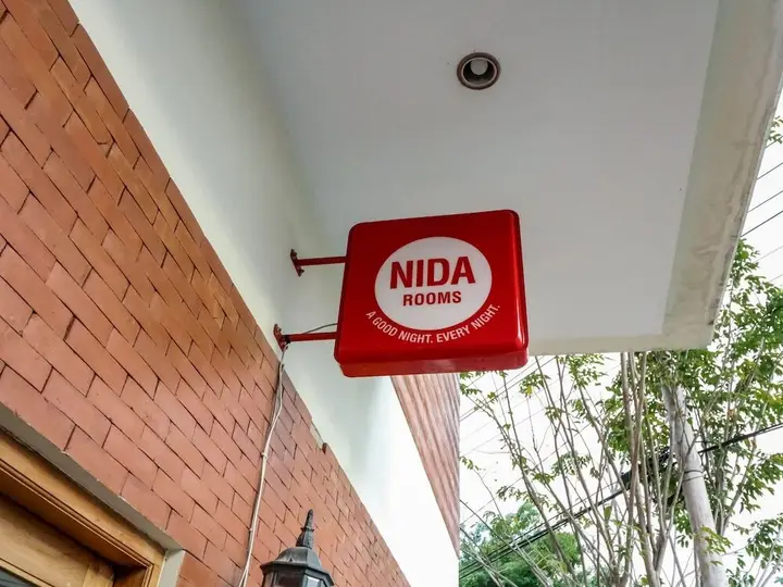 Депок: NIDA Rooms Jembatan Merah Depok
