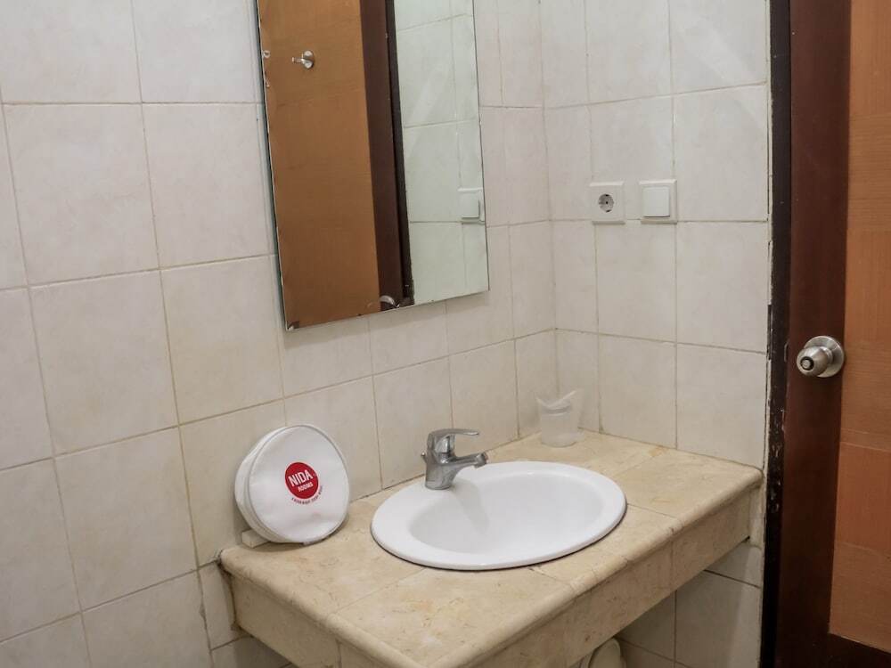 Бандунг: Nida Rooms Otto Cicendo Trade Center At Hotel Guntur Bandung