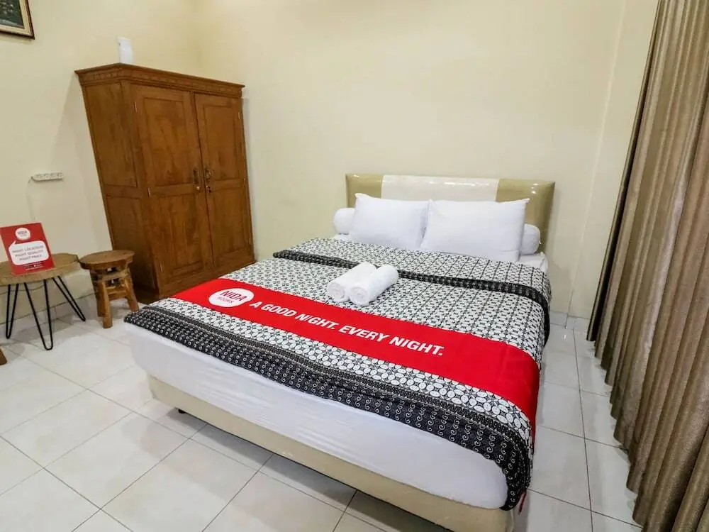 Депок: RedDoorz near Terminal Condong Catur 2