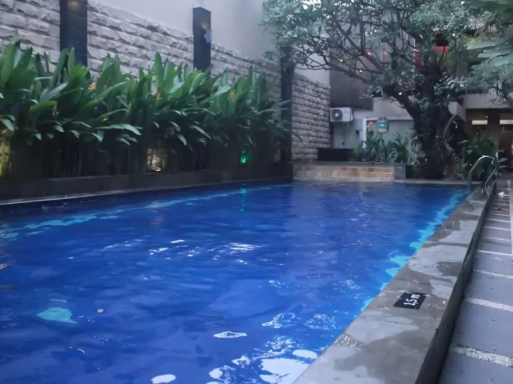 Сурабая: Nida Rooms Surabaya Tugu Pahlawan