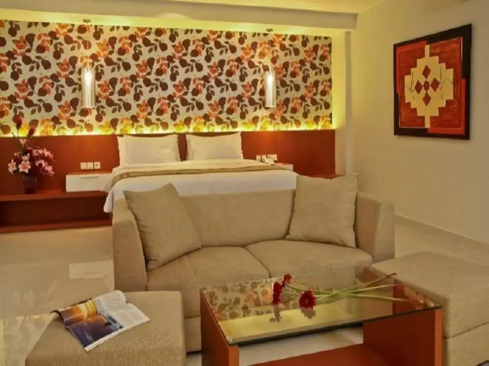 Сурабая: Nida Rooms Surabaya Tugu Pahlawan